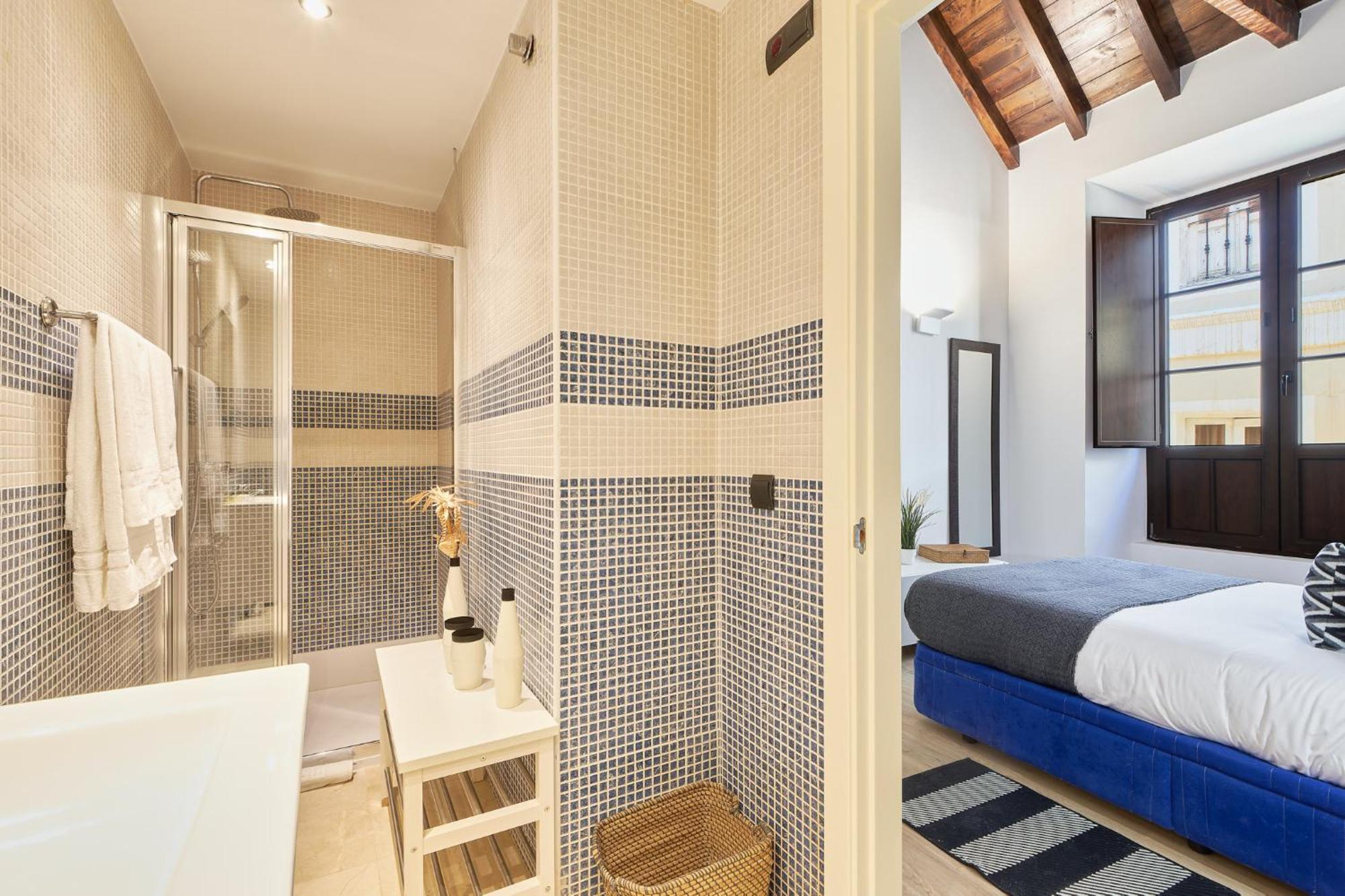 Martires Malaga Centro Appartement Buitenkant foto